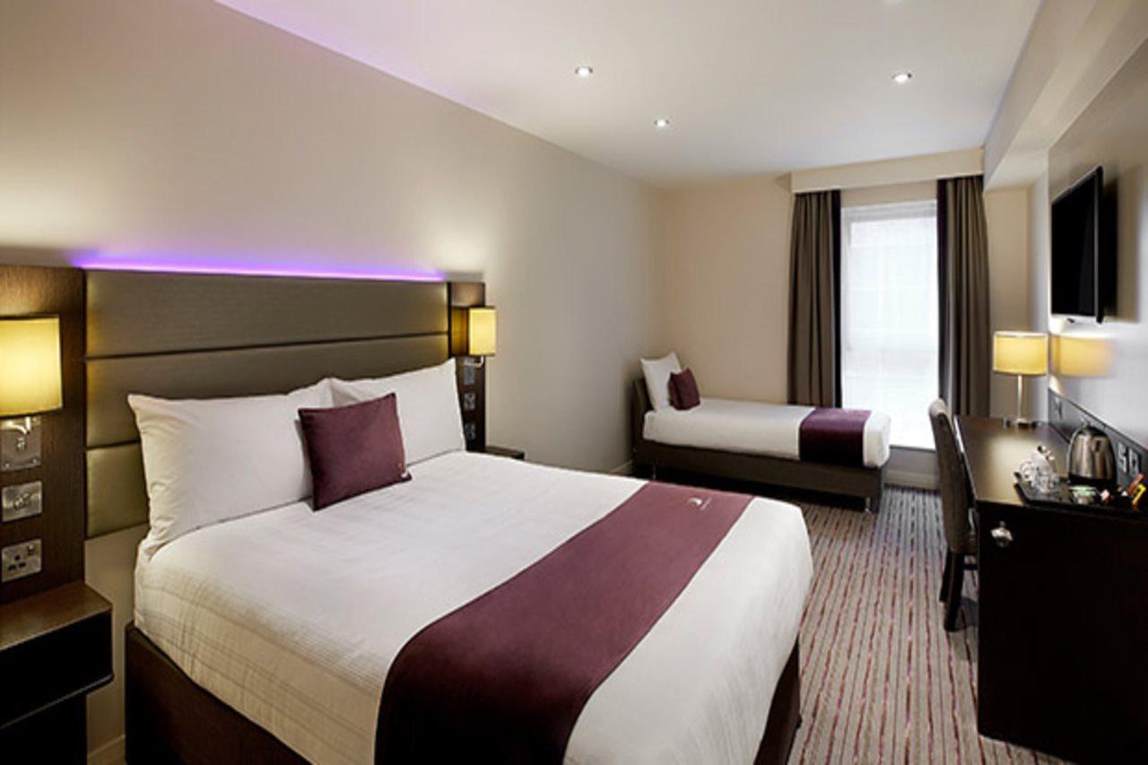 Premier Inn Bath City Centre Exterior foto